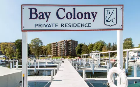 9 S Walworth #202, Williams Bay, WI 53191