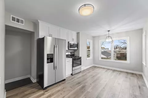 2979 N 89th, Milwaukee, WI 53222