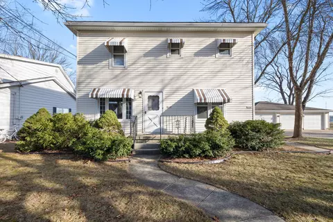 319 N Jackson, Valders, WI 54245