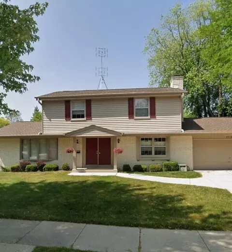 4918 70th, Kenosha, WI 53142