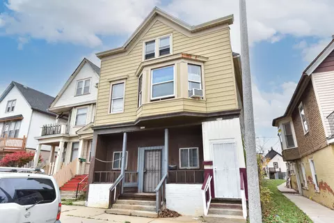 2483 S 6th #2485, Milwaukee, WI 53215