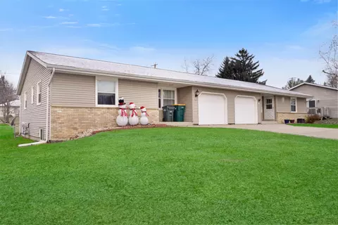 326 Municipal #328, West Bend, WI 53095