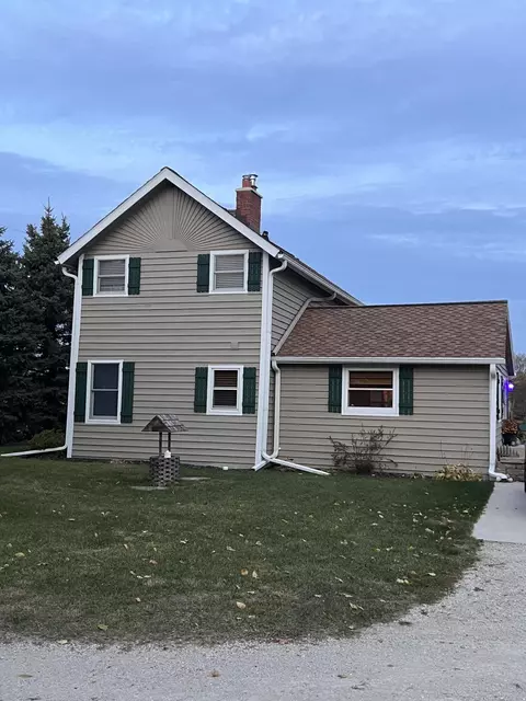 W4303 Highway 20, Troy, WI 53120