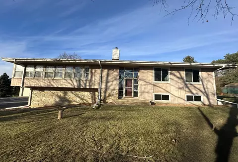n48w27160 Lynndale, Pewaukee, WI 53072