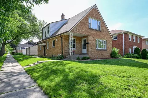3300 S 26th, Milwaukee, WI 53215