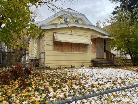 3907 N 24th, Milwaukee, WI 53206
