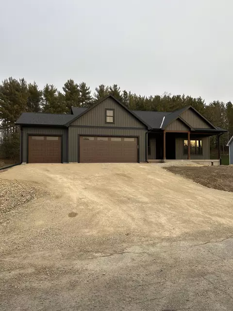 n5662 Glacier Way, Aztalan, WI 53038