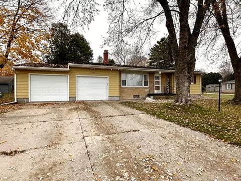 1505 S 9th, Watertown, WI 53094