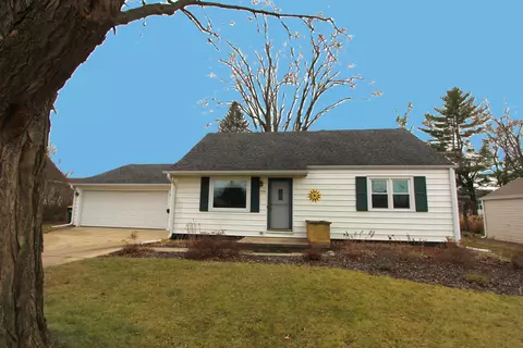 644 S 17th, West Bend, WI 53095