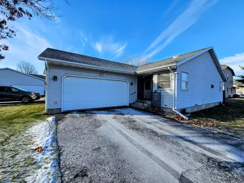 919 10th, Onalaska, WI 54650