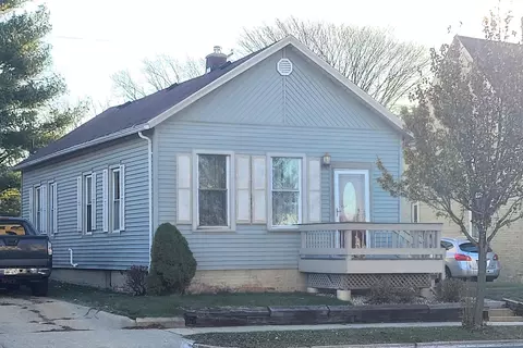 1429 N Main, Racine, WI 53402