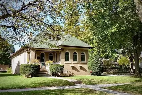 1947 Pleasant, Wauwatosa, WI 53213