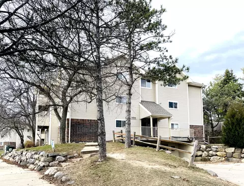 1124 Morraine Vw #207, Madison, WI 53719