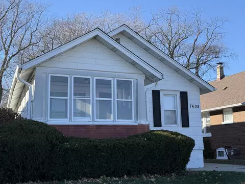 7608 10th, Kenosha, WI 53143