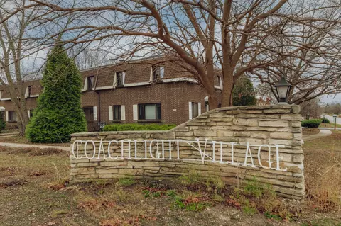 15987 W Greenfield, New Berlin, WI 53151