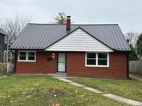w66n516 Madison, Cedarburg, WI 53012