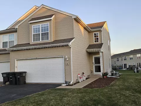 1400 Hunters Rdg #70, Genoa City, WI 53128