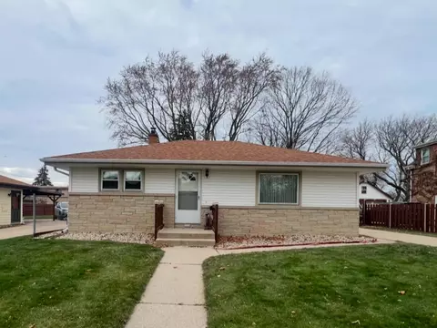 1224 E Norwich, Saint Francis, WI 53235