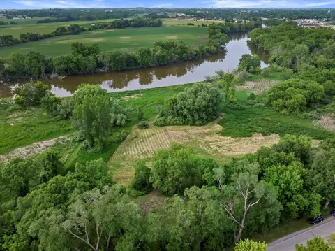 N8815 Jefferson, Watertown, WI 53094