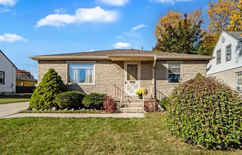 530 S 32nd, Manitowoc, WI 54220