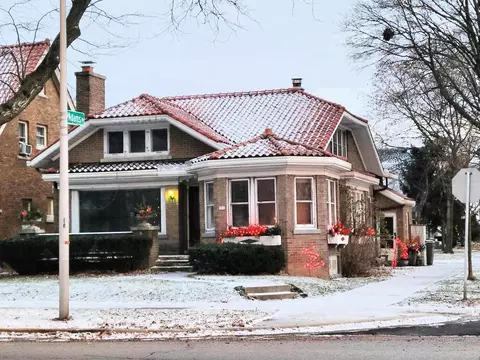 501 E Oklahoma, Milwaukee, WI 53207