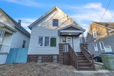 2008 W W Orch, Milwaukee, WI 53204