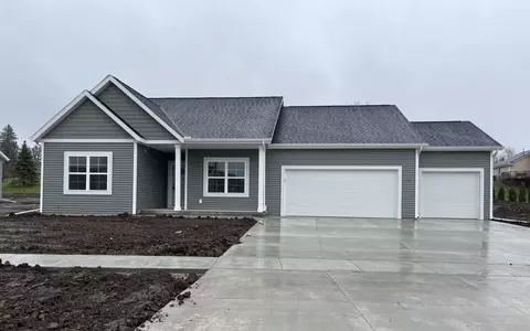 411 Valley, Theresa, WI 53091
