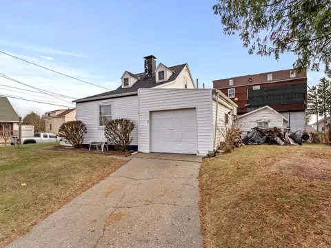 1021 17th, Two Rivers, WI 54241