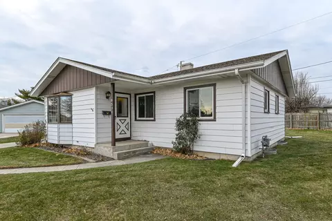 8536 18th, Kenosha, WI 53143