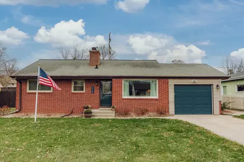 4218 N 93rd, Wauwatosa, WI 53222
