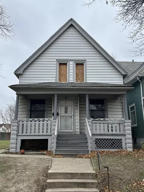 3133 N 9th, Milwaukee, WI 53206