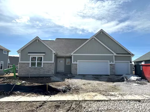 1283 Violet, Oconomowoc, WI 53066