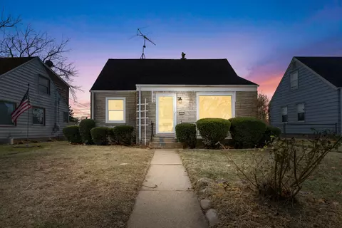 2229 W Tripoli, Milwaukee, WI 53221