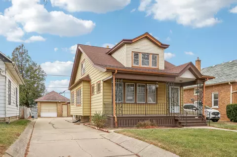 4421 N 22nd, Milwaukee, WI 53209