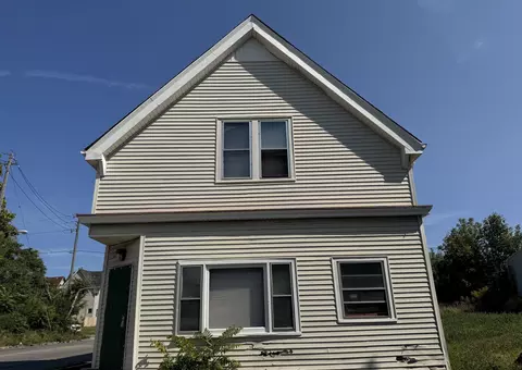 2731 W Locust, Milwaukee, WI 53210