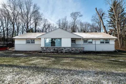 10501 N Oconnell, Mequon, WI 53097