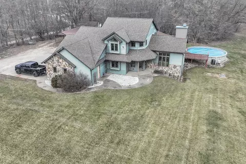w3986 Potter Road, Lafayette, WI 53121