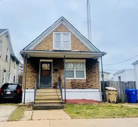 6337 13th, Kenosha, WI 53143