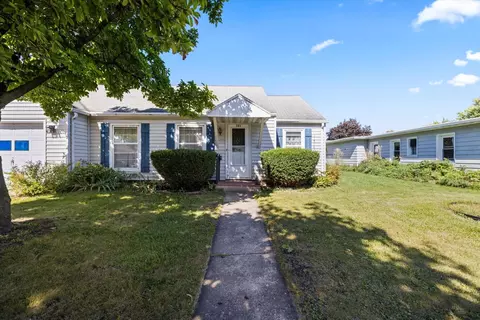 121 E Bank, Fond Du Lac, WI 54935