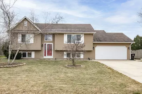 2117 Newberry, Racine, WI 53402