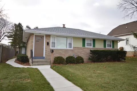 1725 Missouri, South Milwaukee, WI 53172