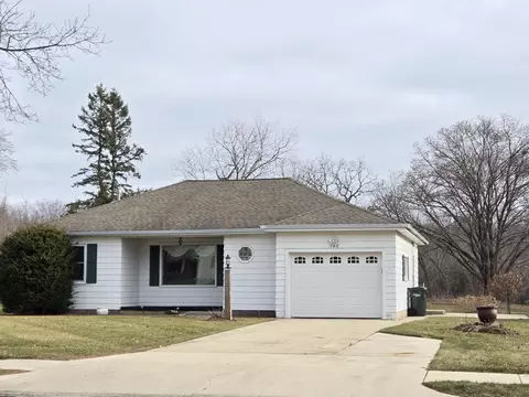 746 S Main, Saukville, WI 53080