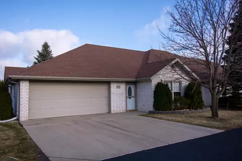 811 Dylan, Elkhorn, WI 53121