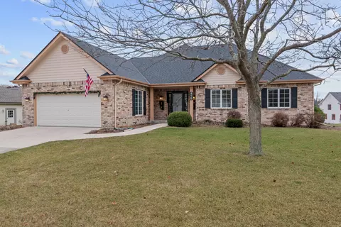 415 W W Brg, Grafton, WI 53024