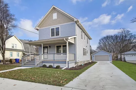 5047 17th, Kenosha, WI 53140