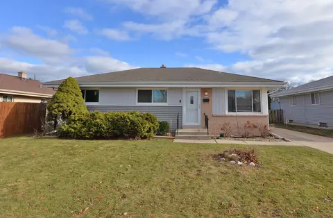 2713 Jean, Racine, WI 53404