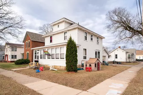 1018 16th #1533 JOHNSON ST, La Crosse, WI 54601
