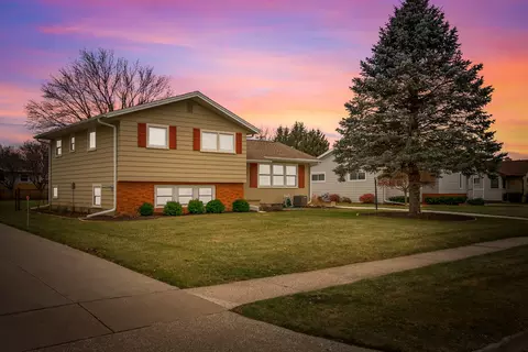 125 Hamlin, West Salem, WI 54669