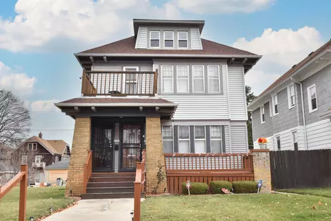 2548 N 50th #2550, Milwaukee, WI 53210