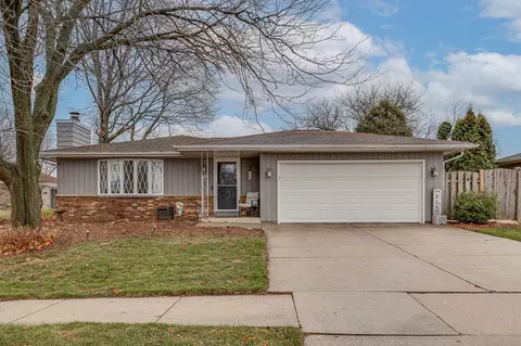 1813 Carmen, Sheboygan, WI 53081